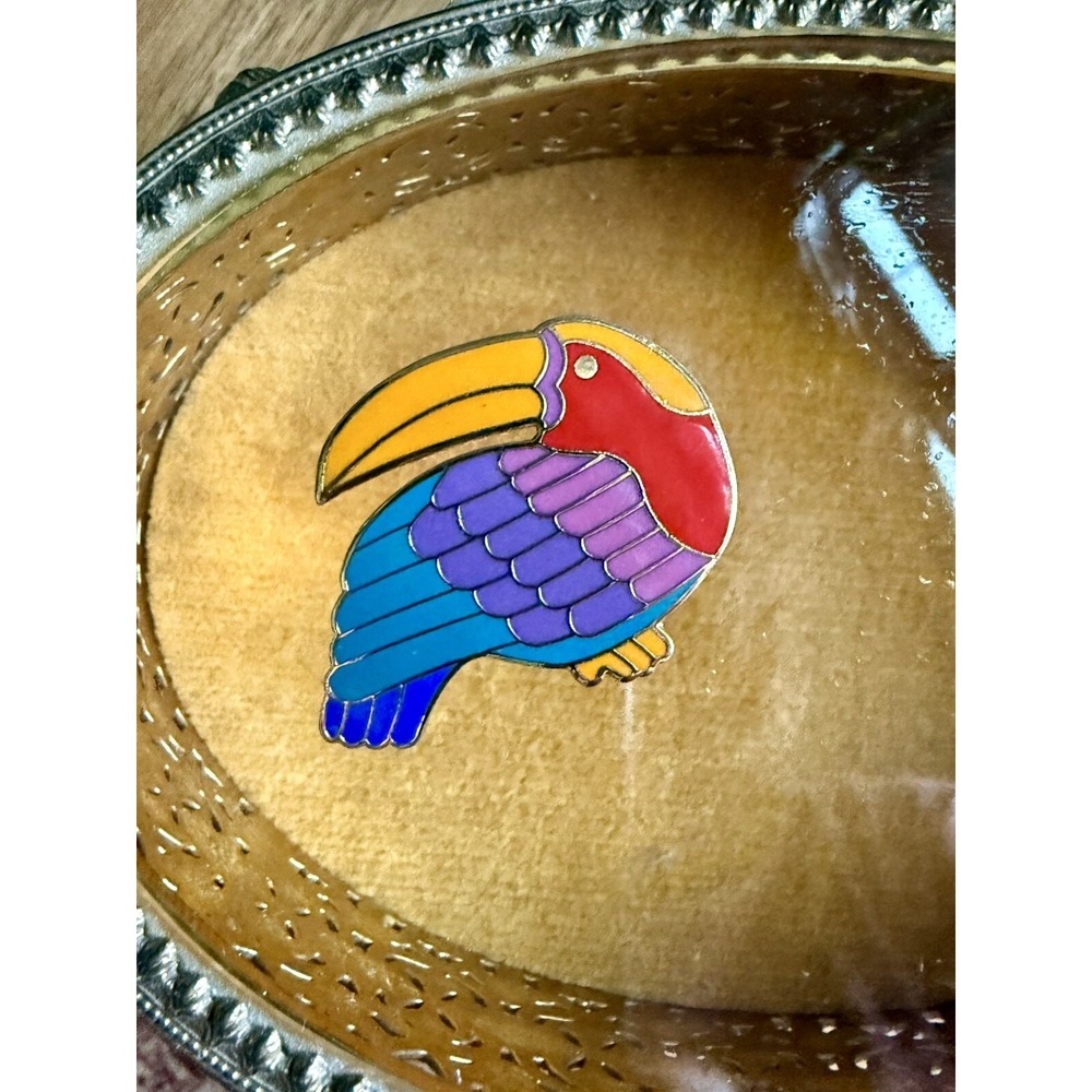 VINTAGE "TOUCAN" LAUREL BURCH SIGNED Enamel Brooch Pin Pendant